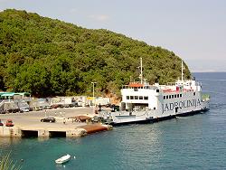 die F�hre zu den Inseln Cres und Losinj